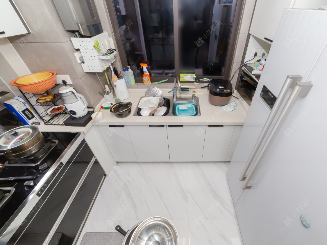 常州世茂香槟湖四期在售二手房源室内图_小牛看房