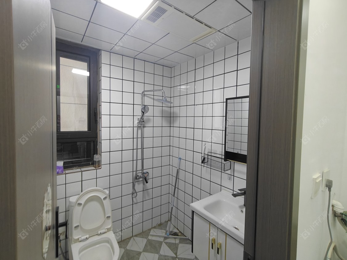 常州保利和光晨樾3室2厅2卫出租房源图片