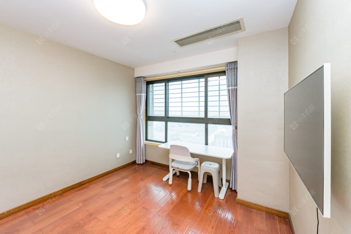 常州吾悦国际在售二手房源室内图_小牛看房