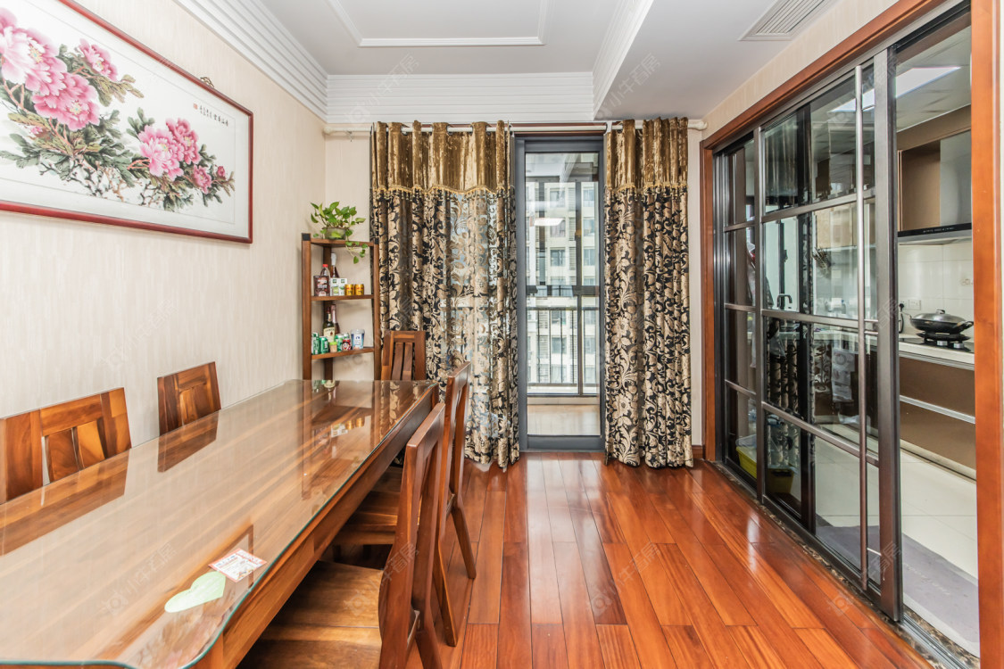 常州世茂香槟湖一期在售二手房源室内图_小牛看房