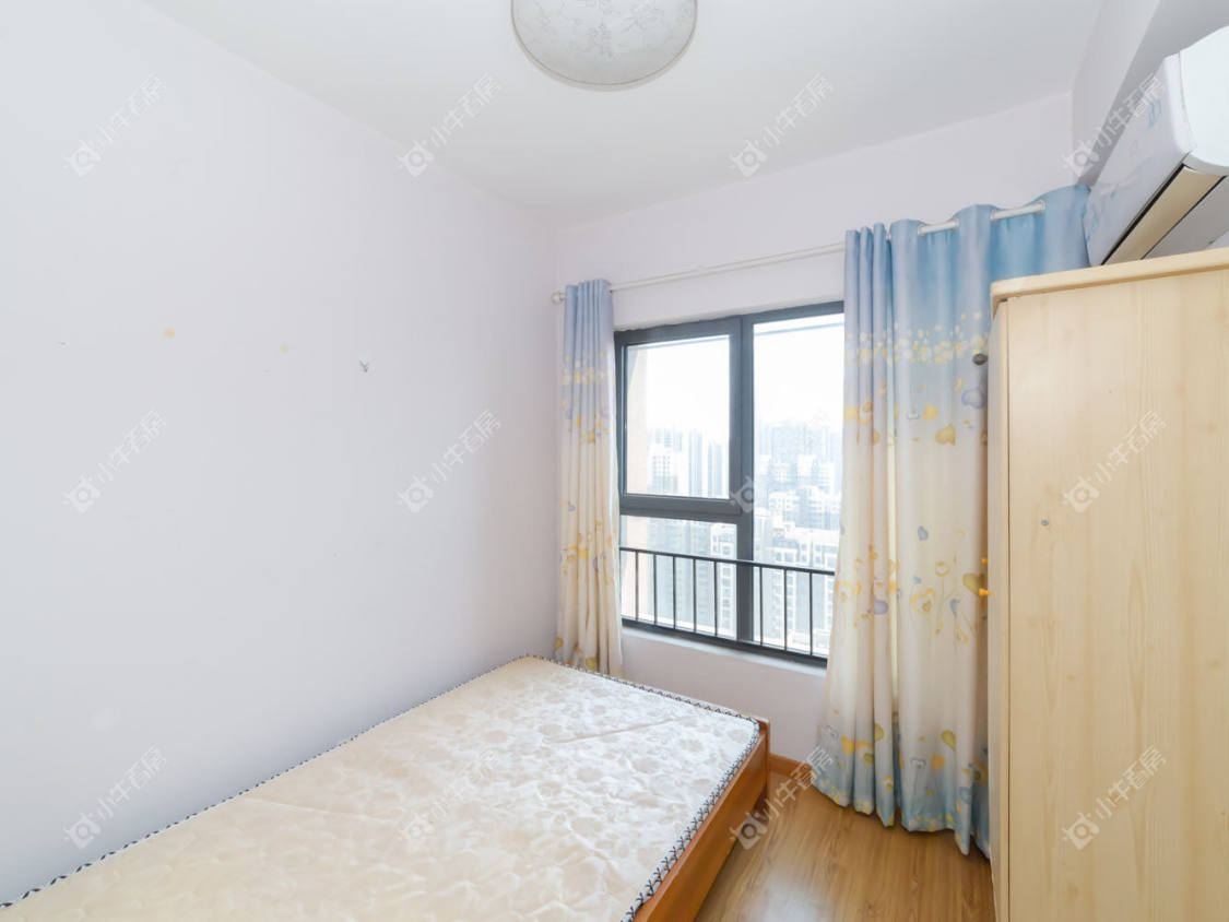 常州世茂香槟湖二期在租房源室内图_小牛看房