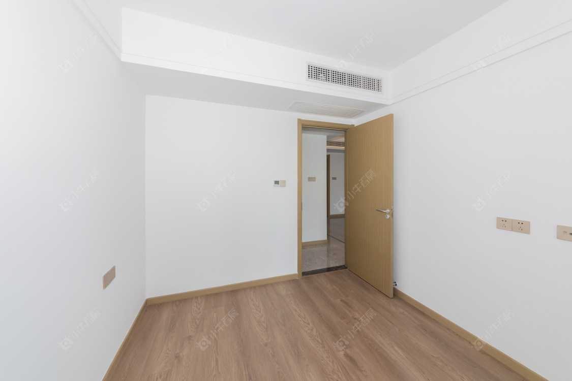 常州绿地香港名墩道在售二手房房源室内图_小牛看房
