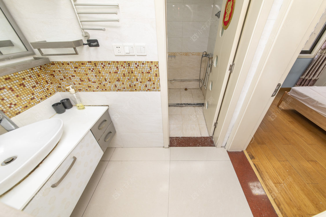 常州吾悦广场北区在售二手房源室内图_小牛看房