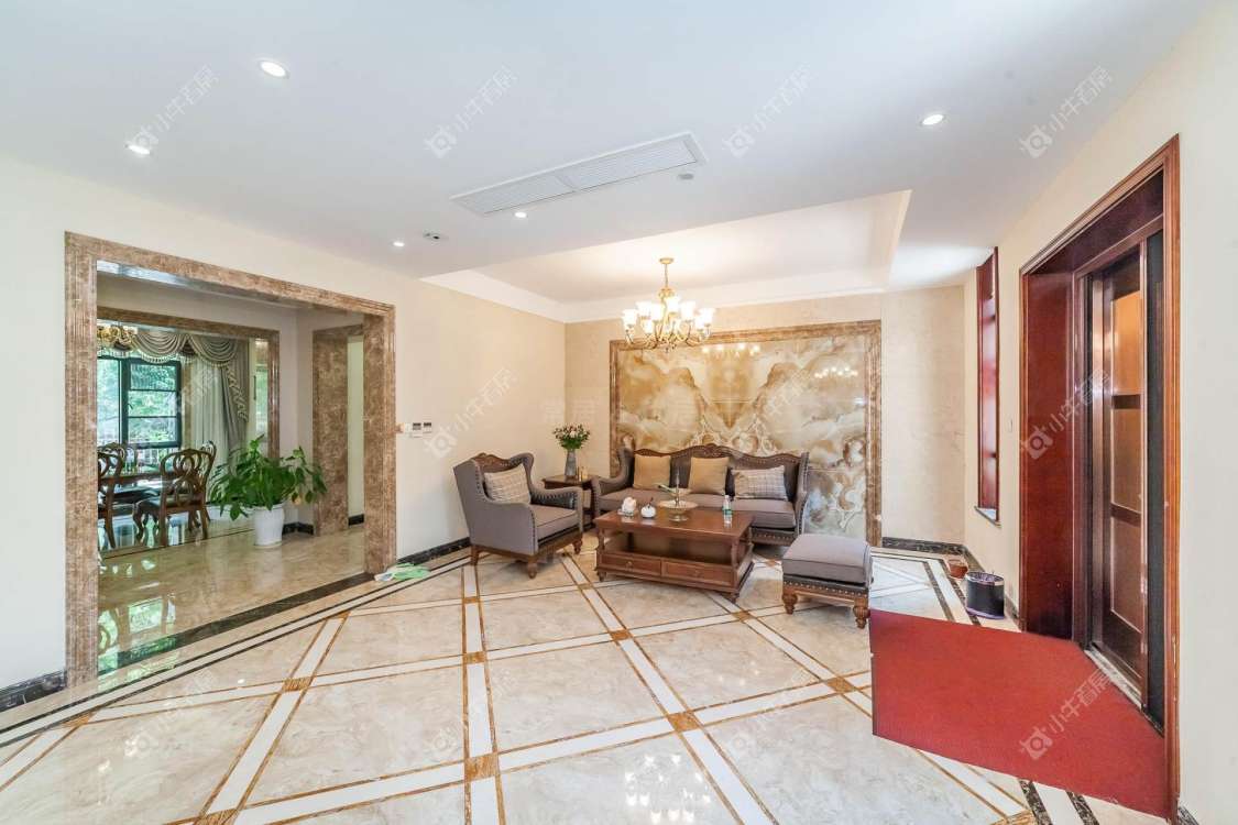 常州绿地世纪城别墅区5室3厅3卫出租_小牛看房