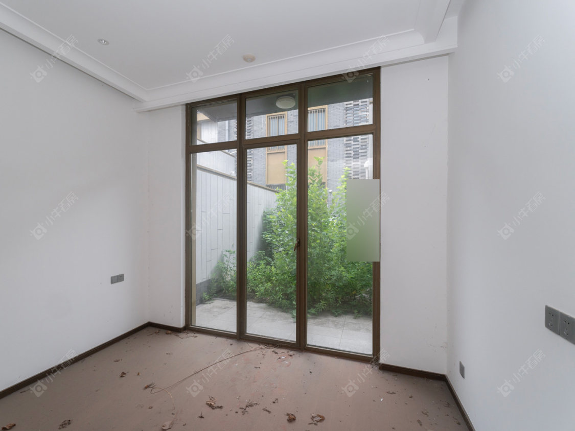 雅居乐山湖城湖畔小院房源室内图 常州雅居乐山湖城湖畔小院在售二手房源室内图_小牛看房