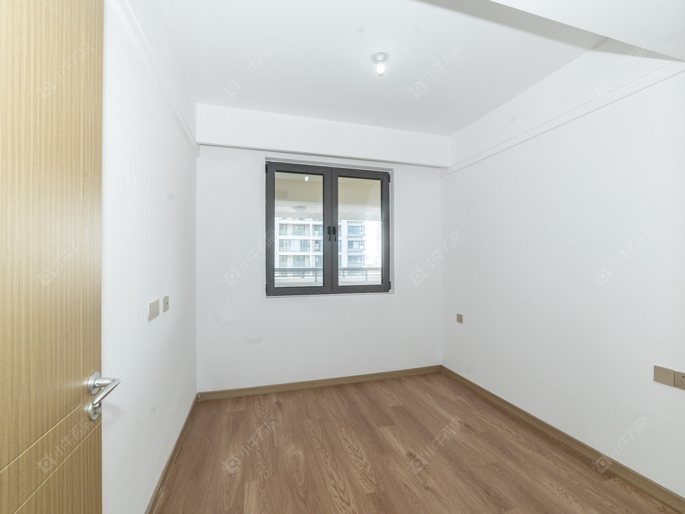 常州绿地香港名墩道在售二手房源室内图_小牛看房