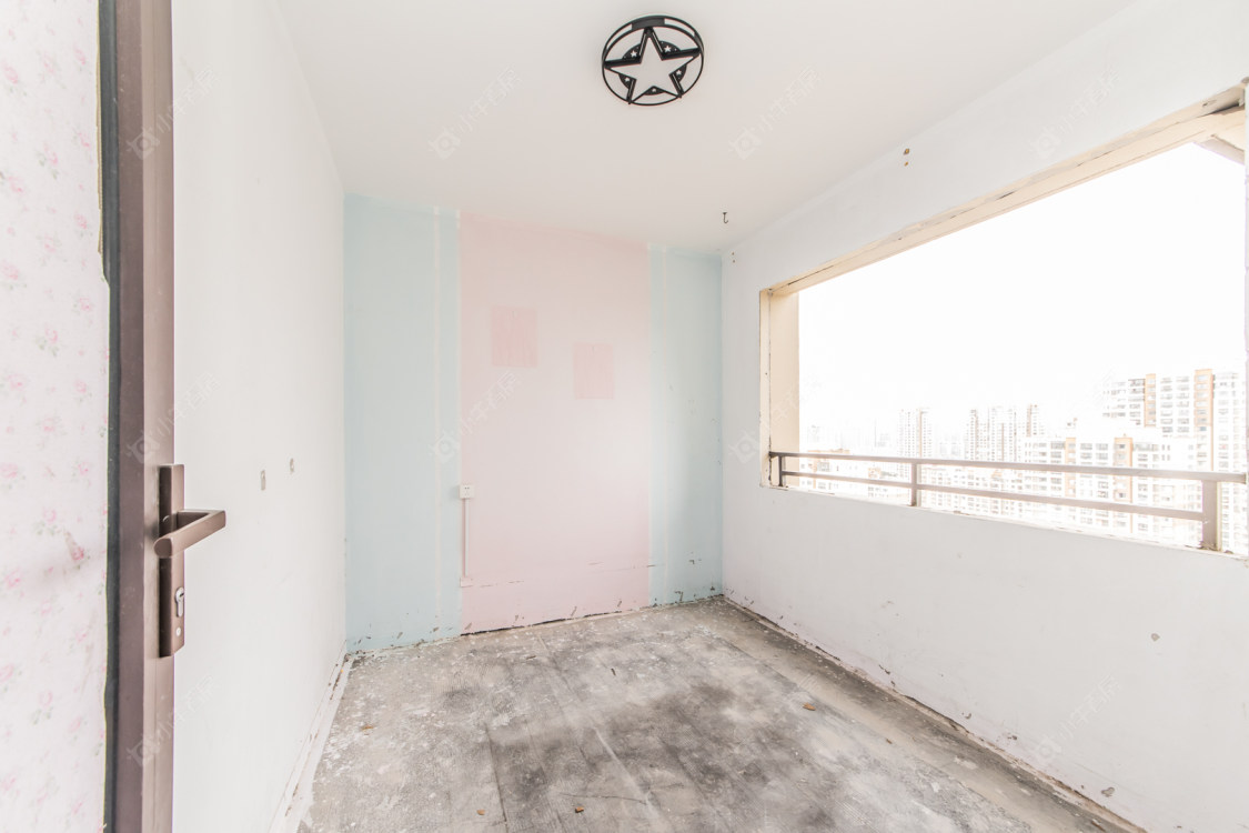 常州世茂香槟湖五期在售二手房源室内图_小牛看房