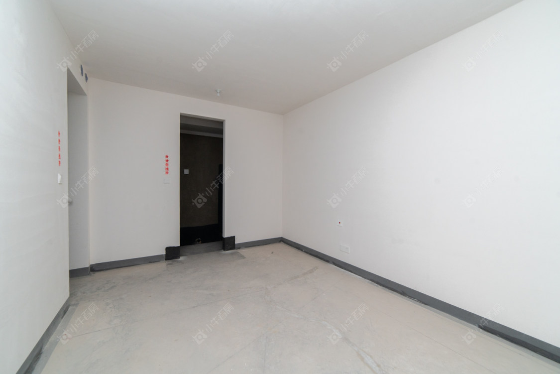 常州保利和光晨樾在售二手房源室内图_小牛看房