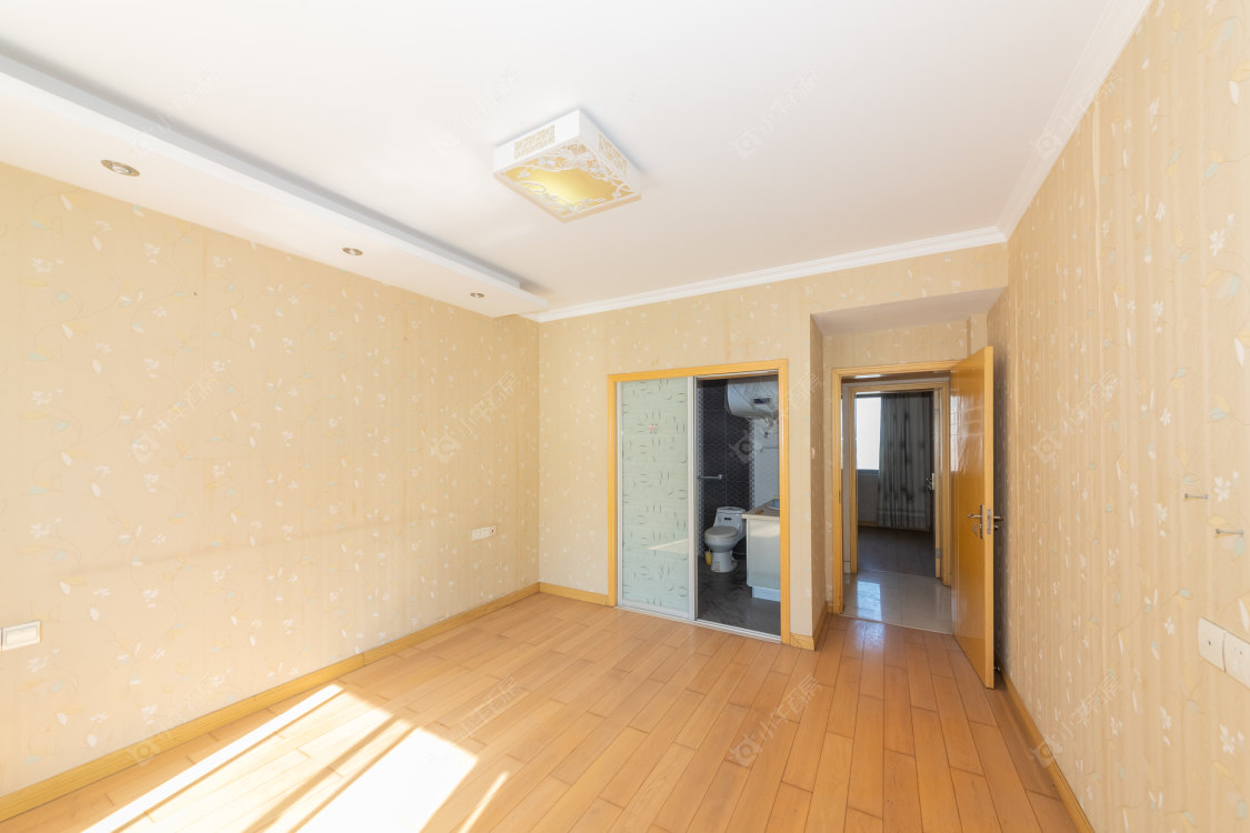 常州滨江明珠城东区在售二手房源室内图_小牛看房