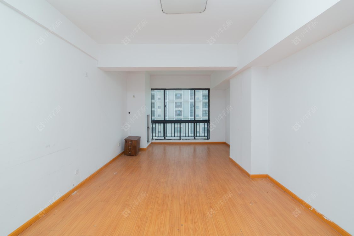 常州丰臣国际广场在售二手房源室内图_小牛看房