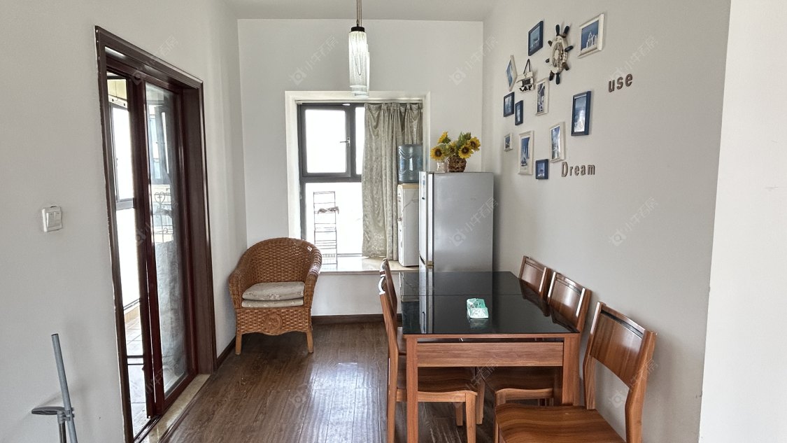 常州世茂香槟湖一期在租房源室内图_小牛看房