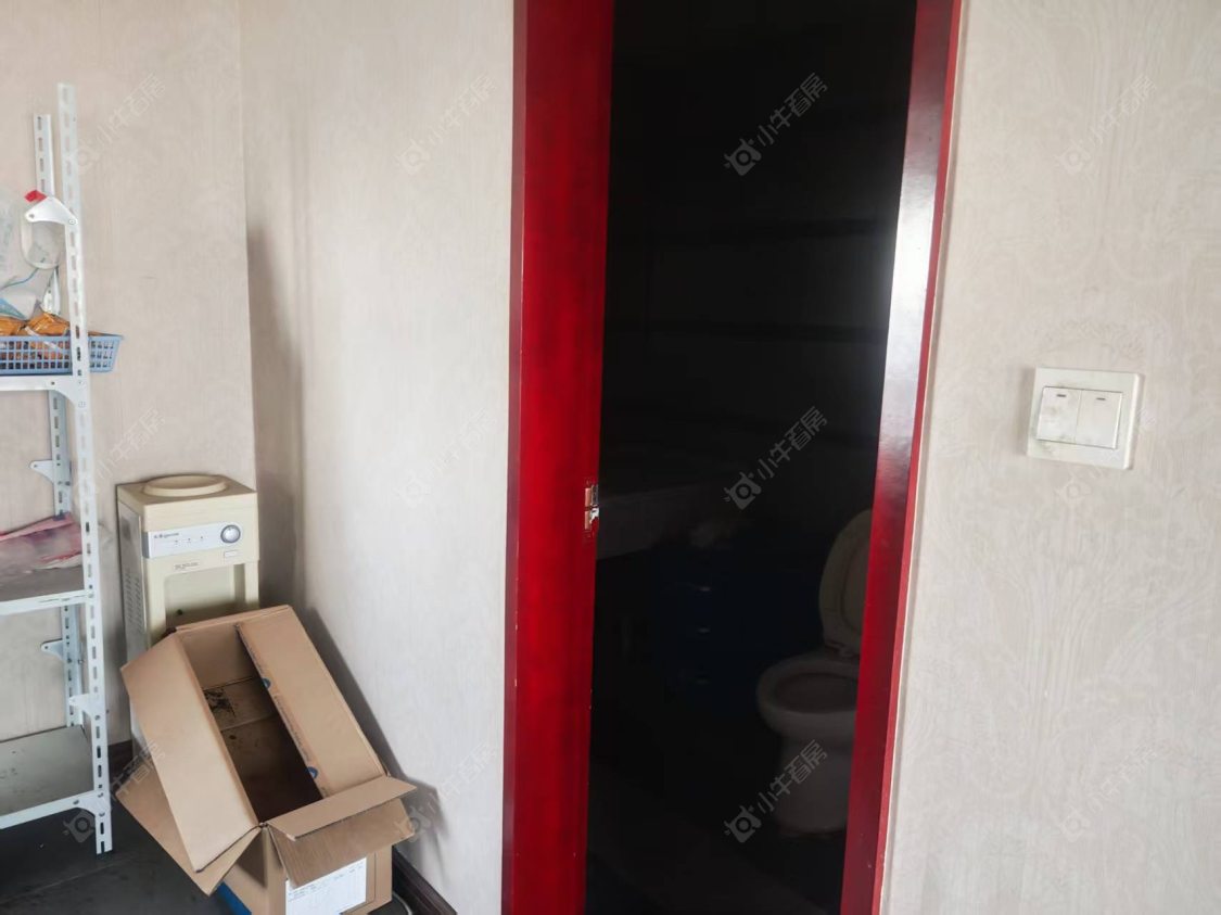 常州万泰商务广场在租房源室内图_小牛看房