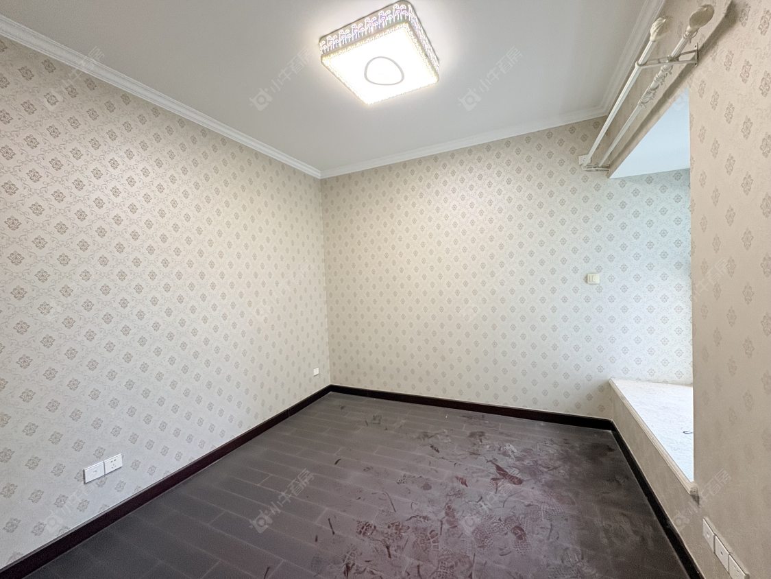 丹阳恒大名都一期在售二手房源室内图_小牛看房