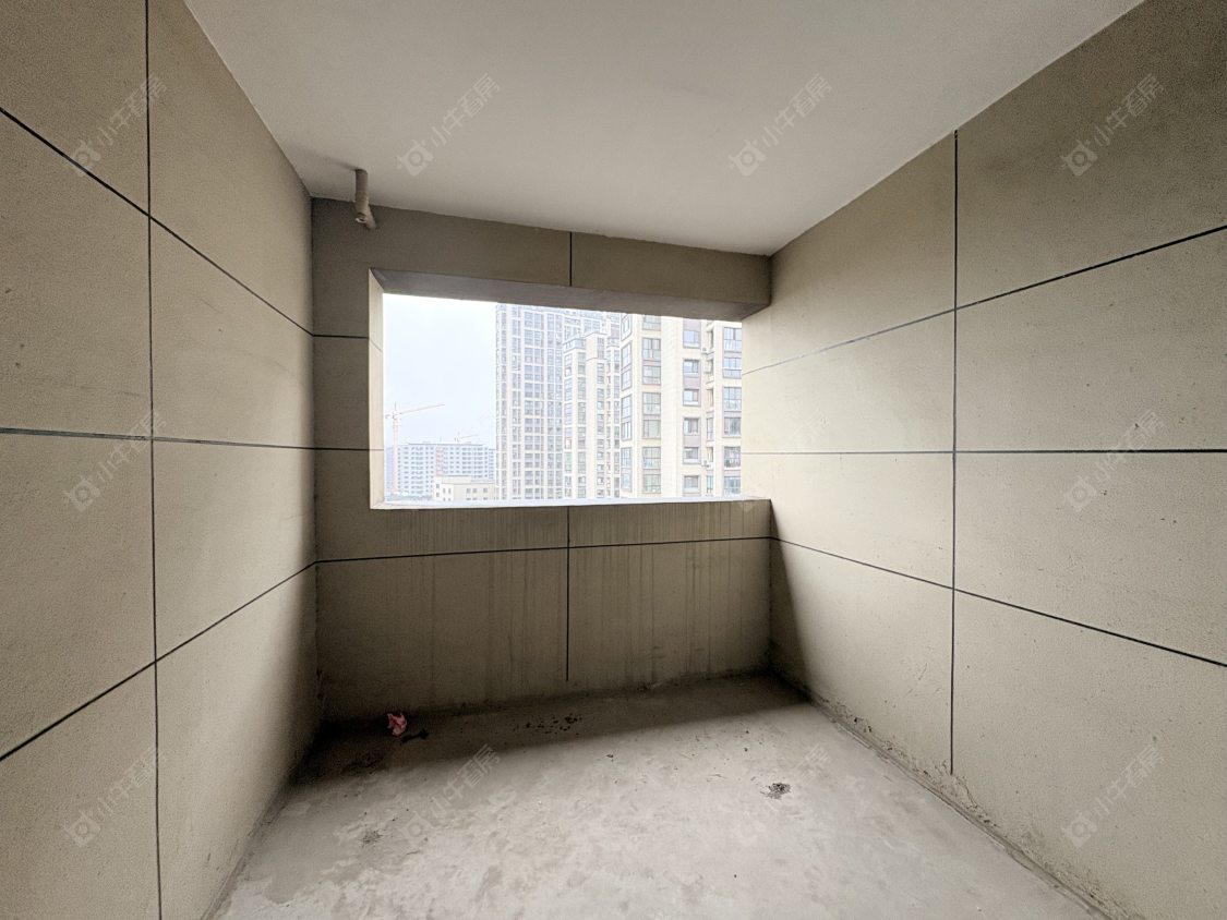 丹阳滨河凤凰城在售二手房源室内图_小牛看房