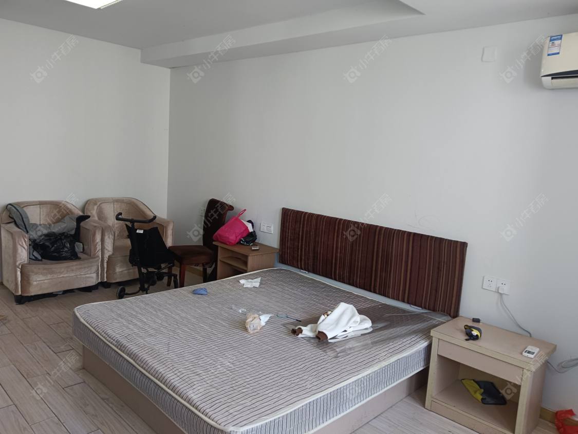 常州亚泰财富中心在租房源室内图_小牛看房