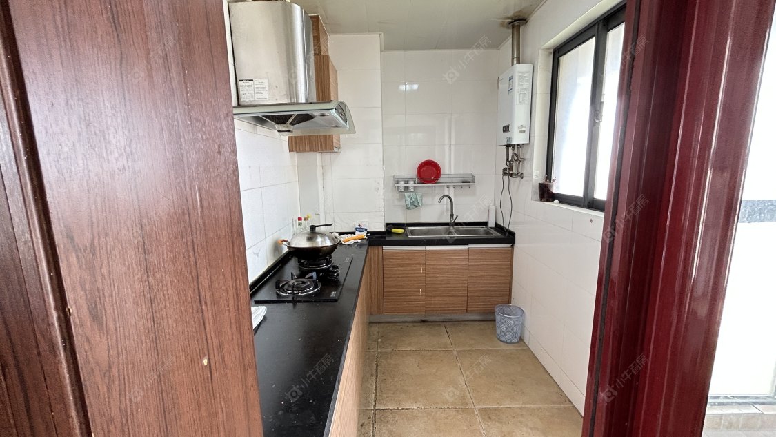 常州世茂香槟湖一期在租房源室内图_小牛看房