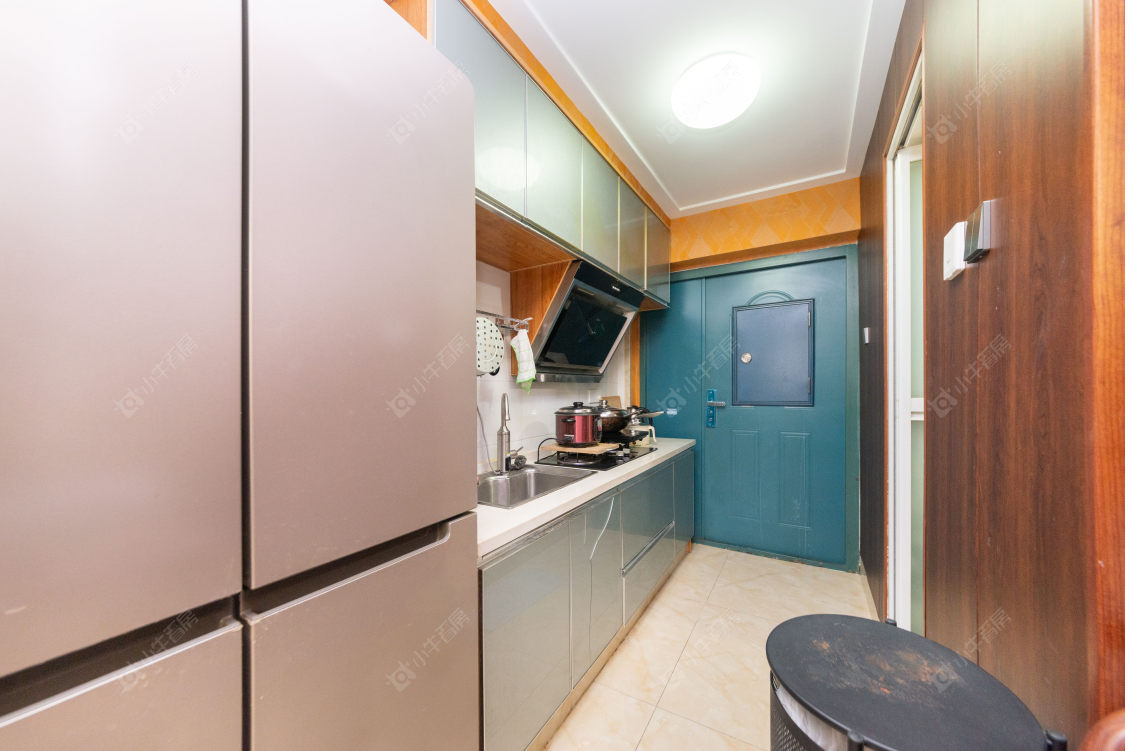 常州亚泰财富中心在售二手房源室内图_小牛看房