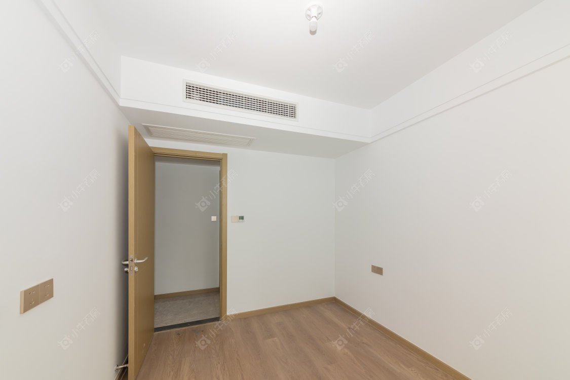 常州绿地香港名墩道在售二手房房源室内图_小牛看房