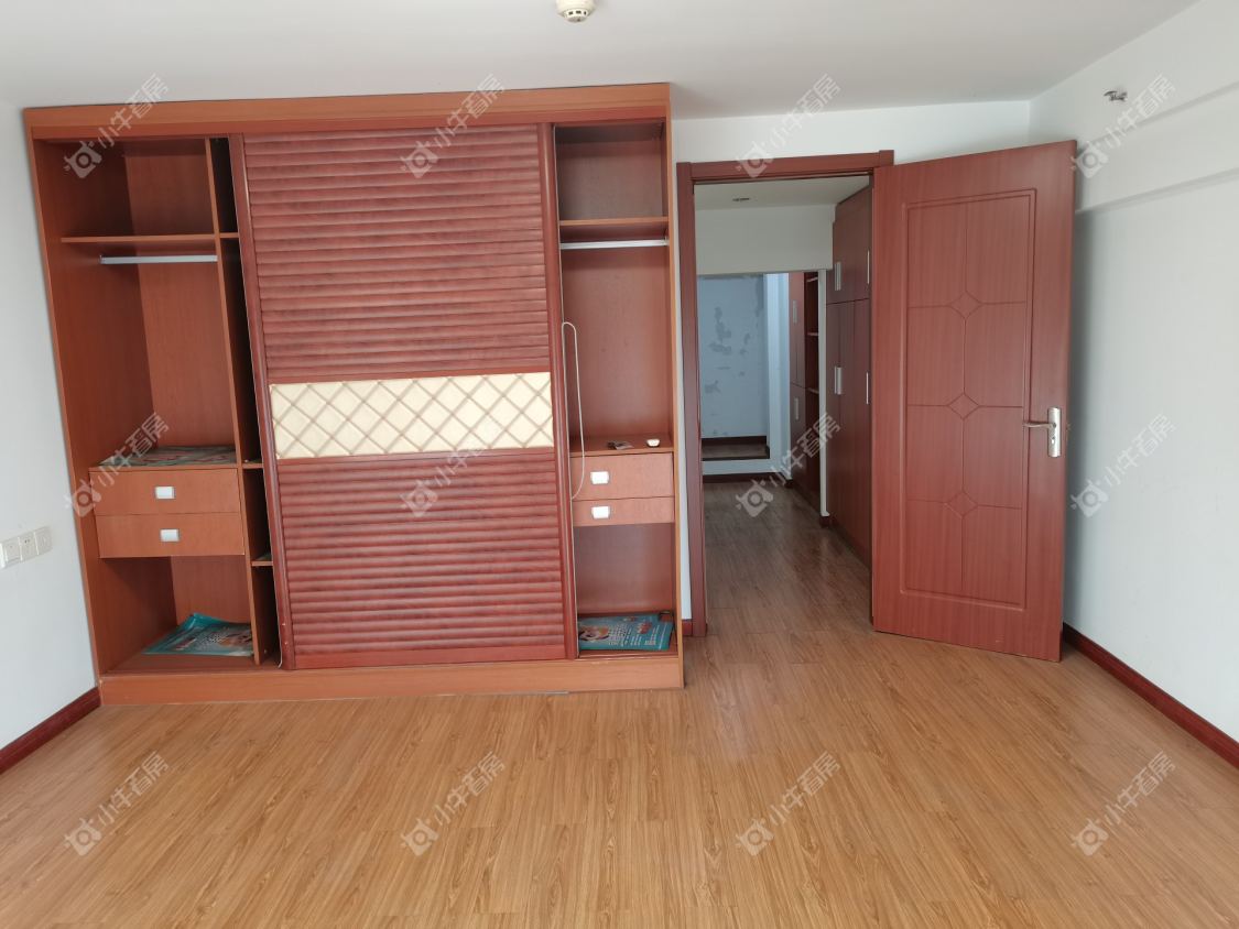 常州置信商务广场在租房源室内图_小牛看房