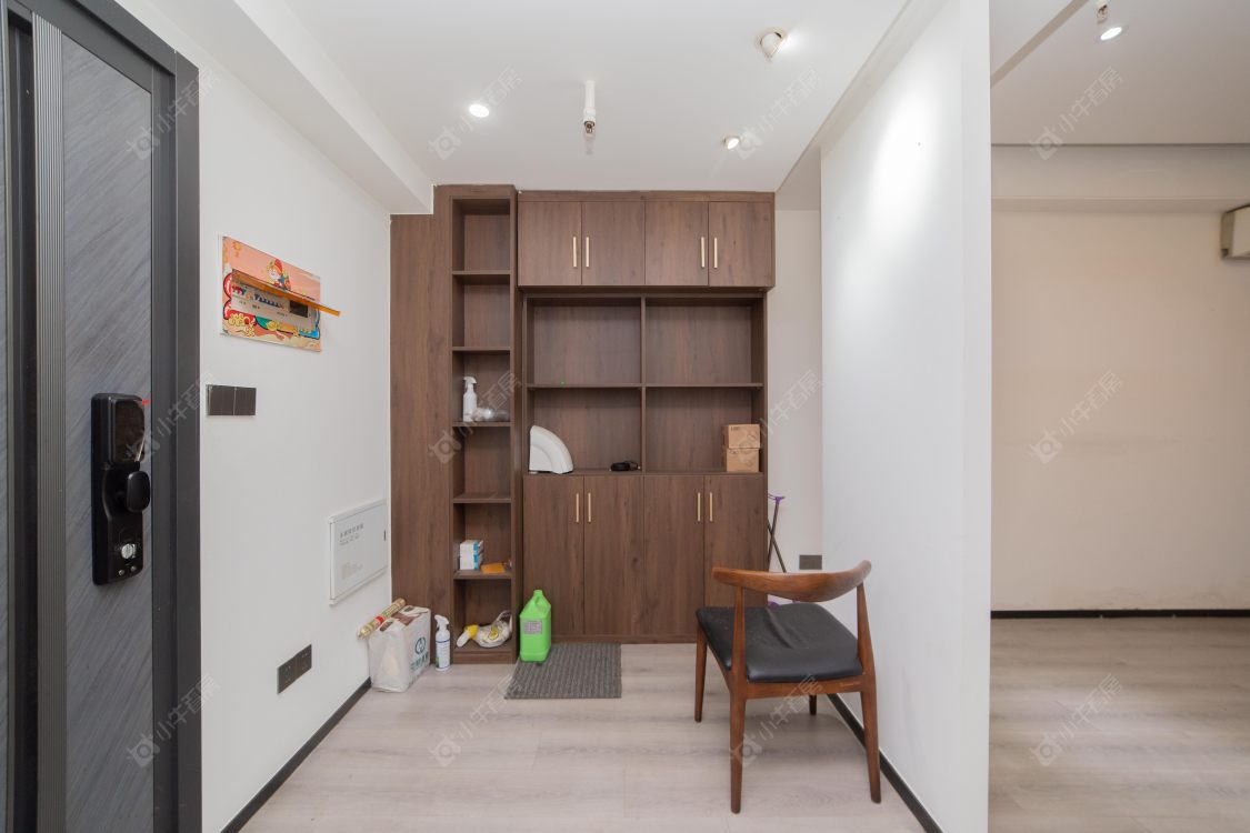 常州府琛商务广场在售二手房源室内图_小牛看房