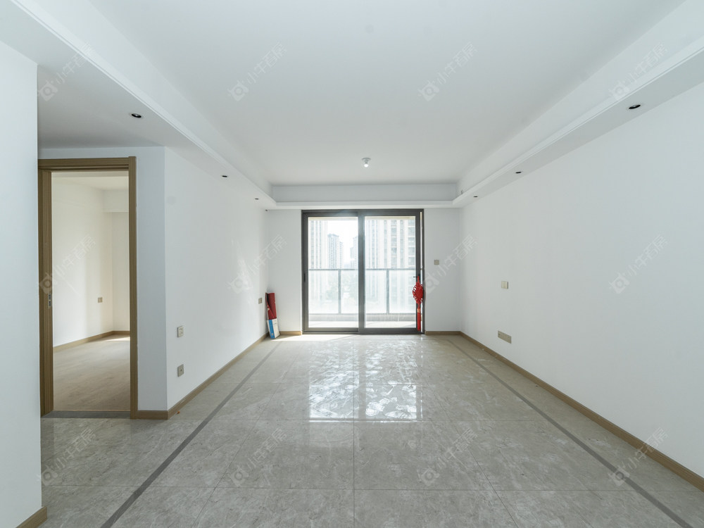 常州绿地香港名墩道在售二手房源室内图_小牛看房