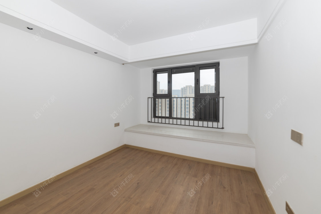 常州绿地香港名墩道在售二手房源室内图_小牛看房