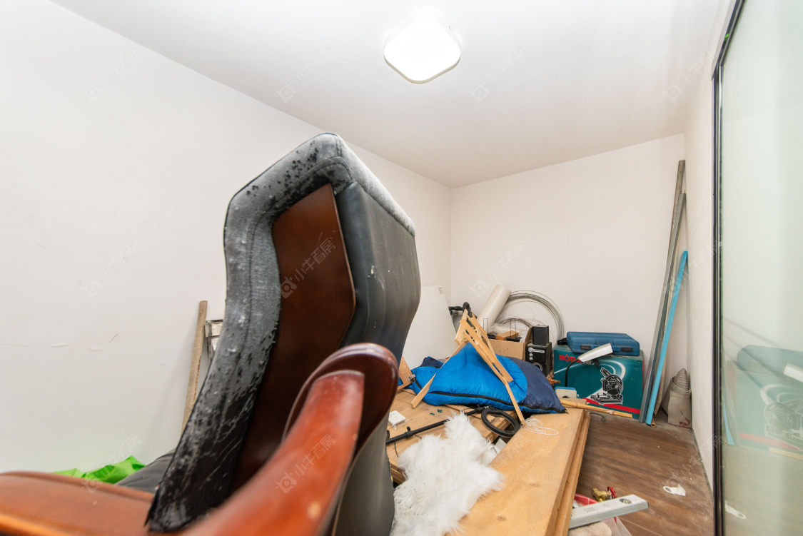 常州亚泰财富中心在售二手房源室内图_小牛看房