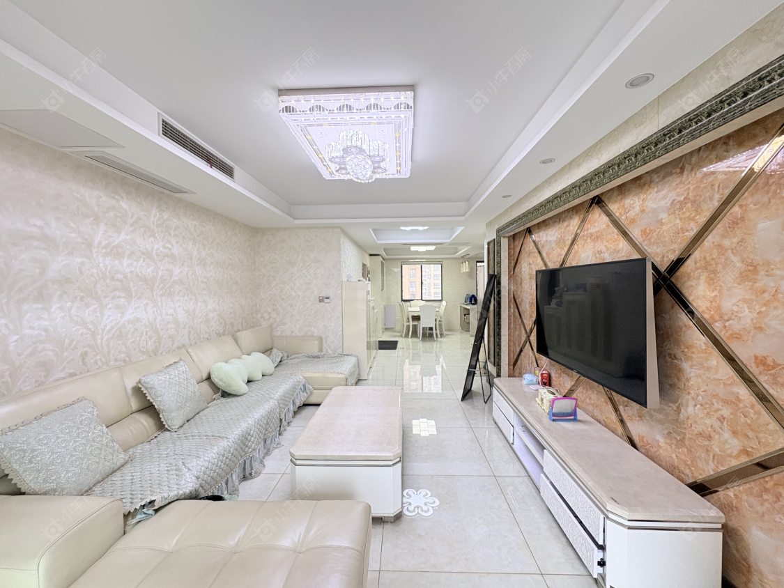 丹阳华都锦城在售二手房源室内图_小牛看房