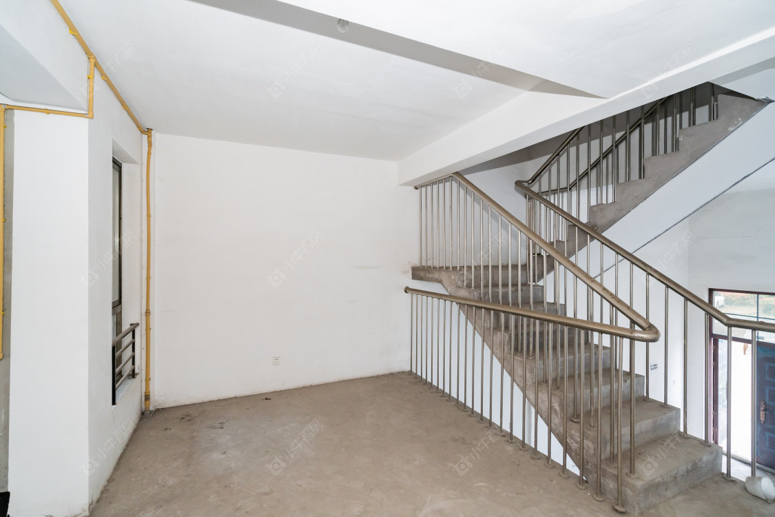 常州银河湾明苑别墅区在售二手房源室内图_小牛看房