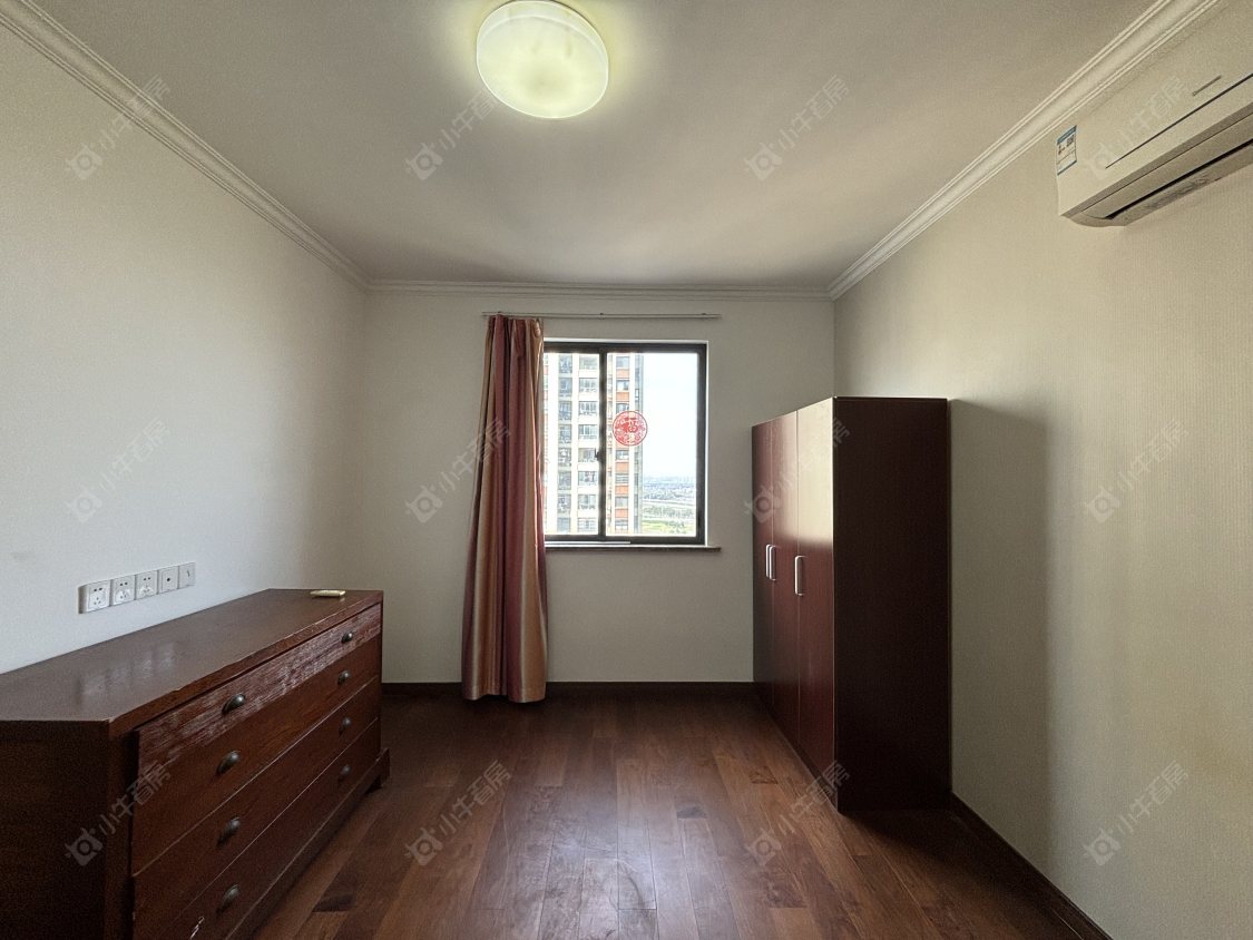 常州绿地香奈在租房源室内图_小牛看房