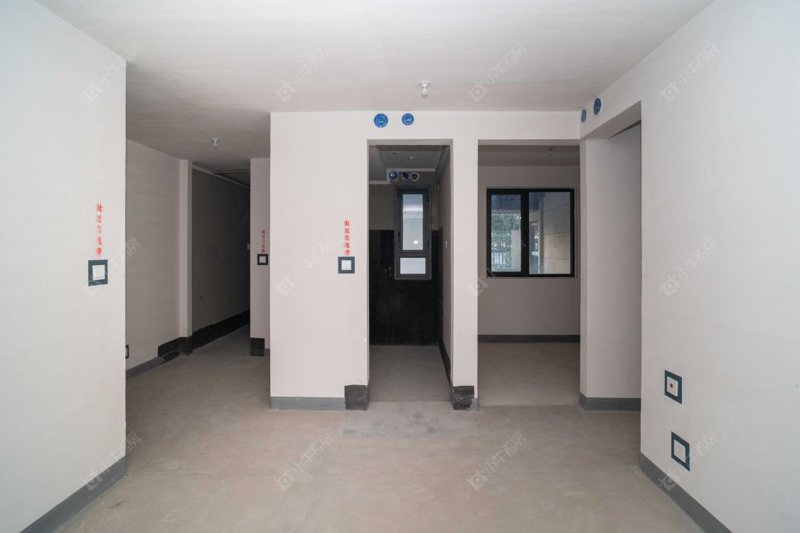 常州保利和光晨樾在售二手房源室内图_小牛看房