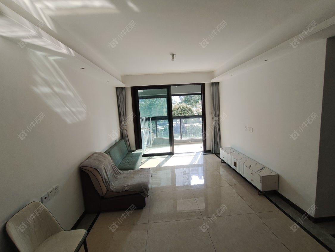 常州蓝光晶曜2室2厅在租房源出租