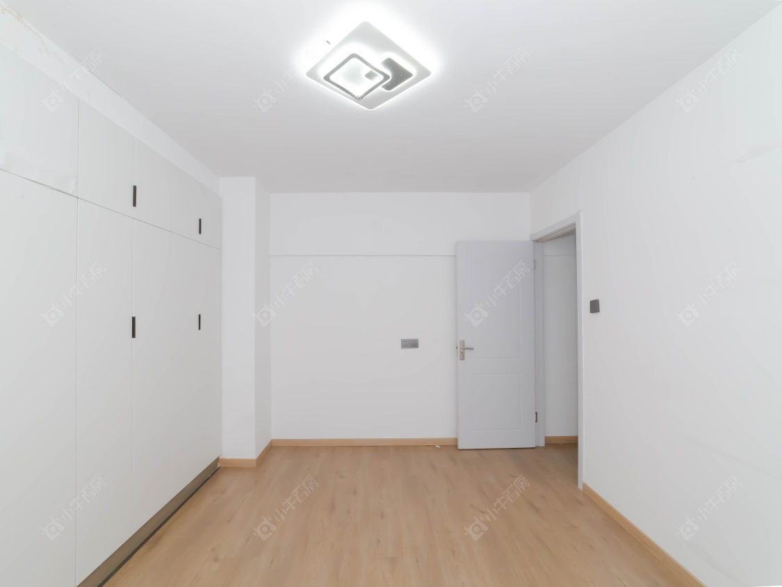 常州世茂广场在售二手房源室内图_小牛看房