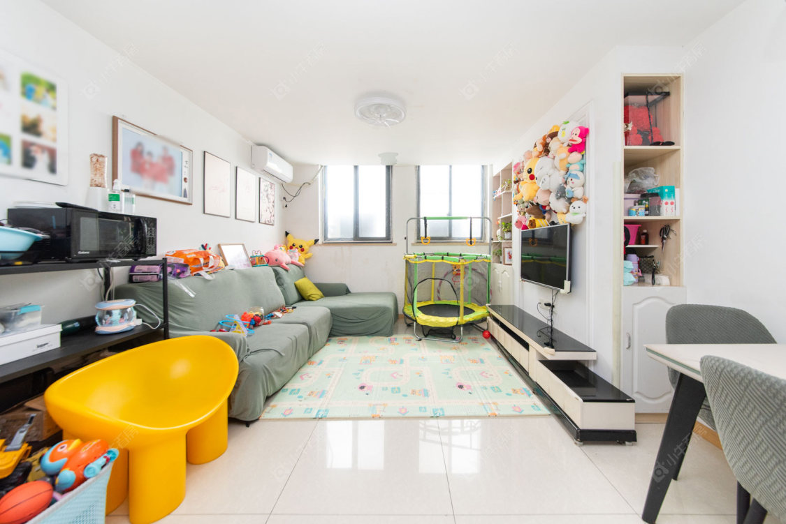 常州亚泰财富中心在售二手房源室内图_小牛看房