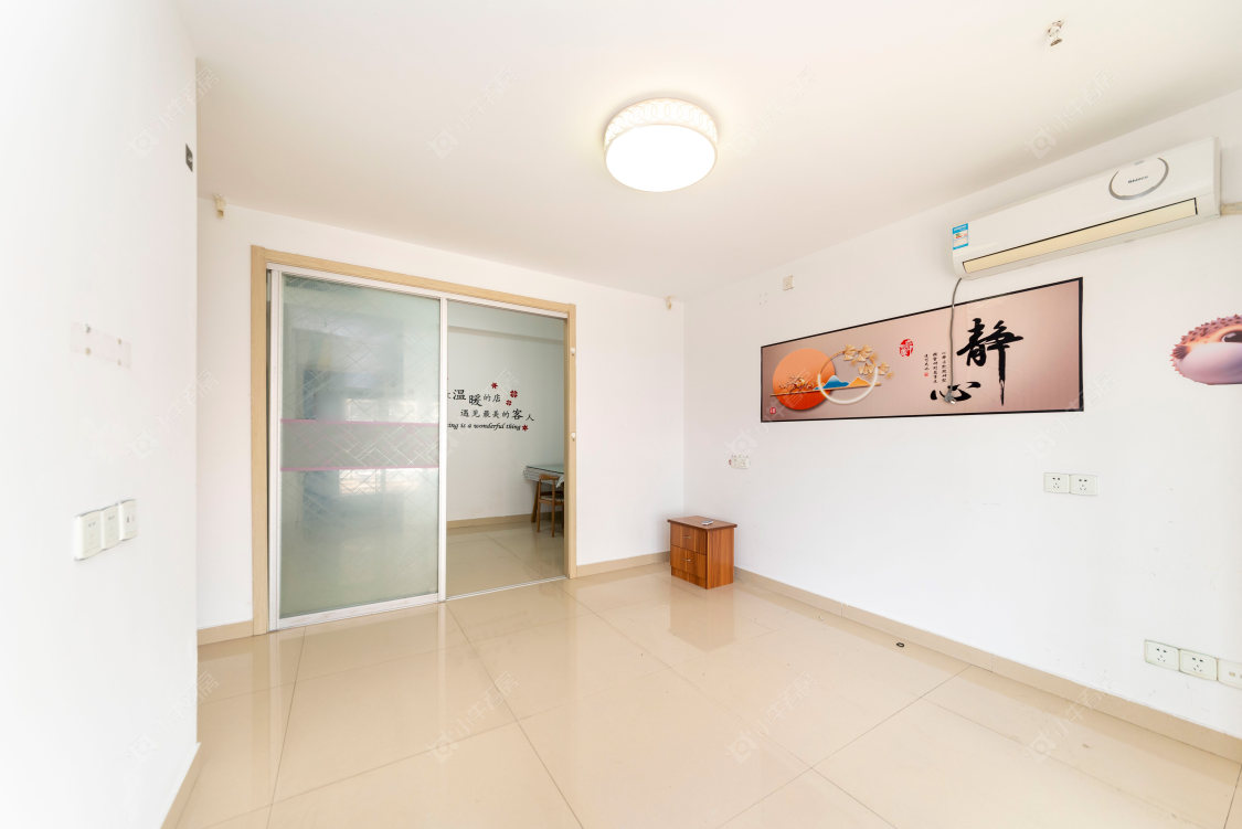 常州亚泰财富中心在售二手房源室内图_小牛看房