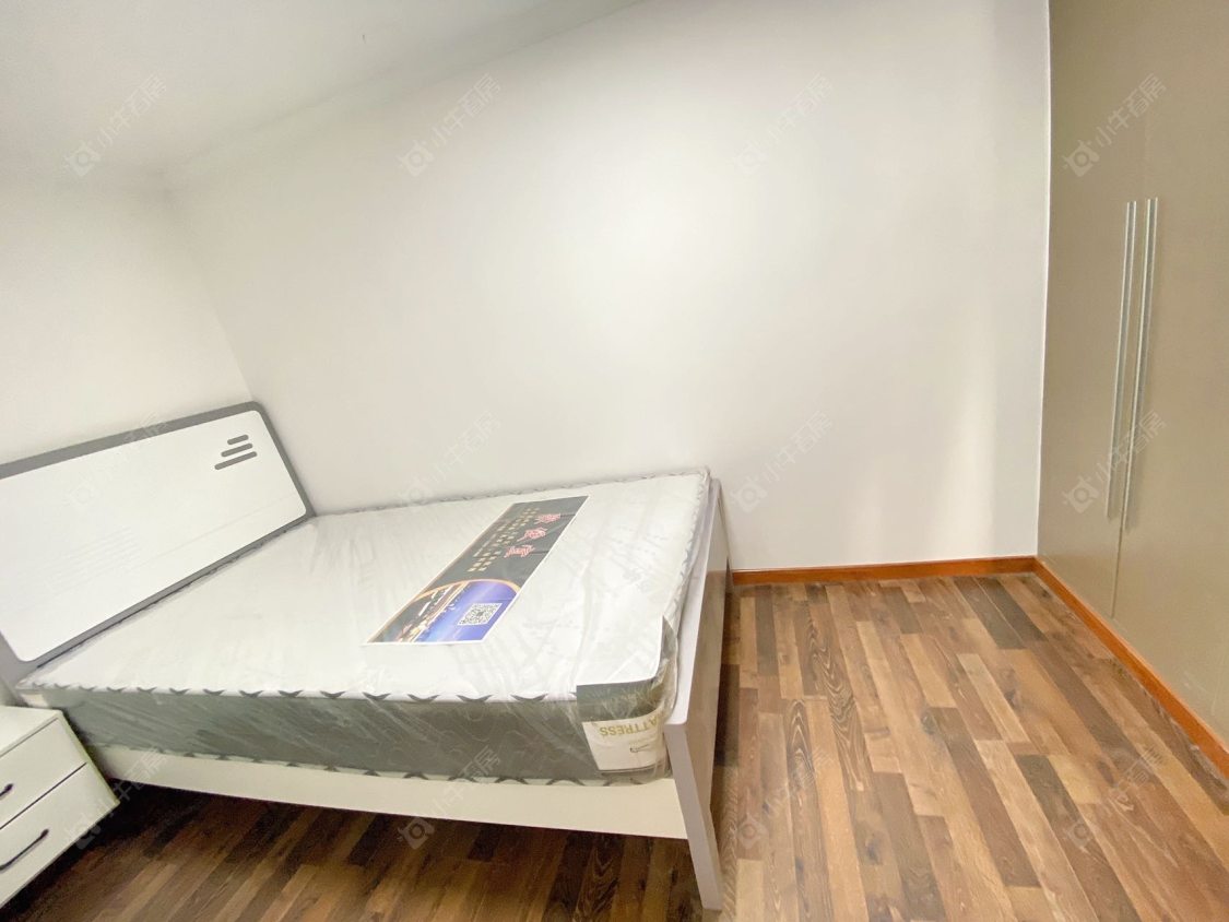 常州亚泰财富中心在租房源室内图_小牛看房