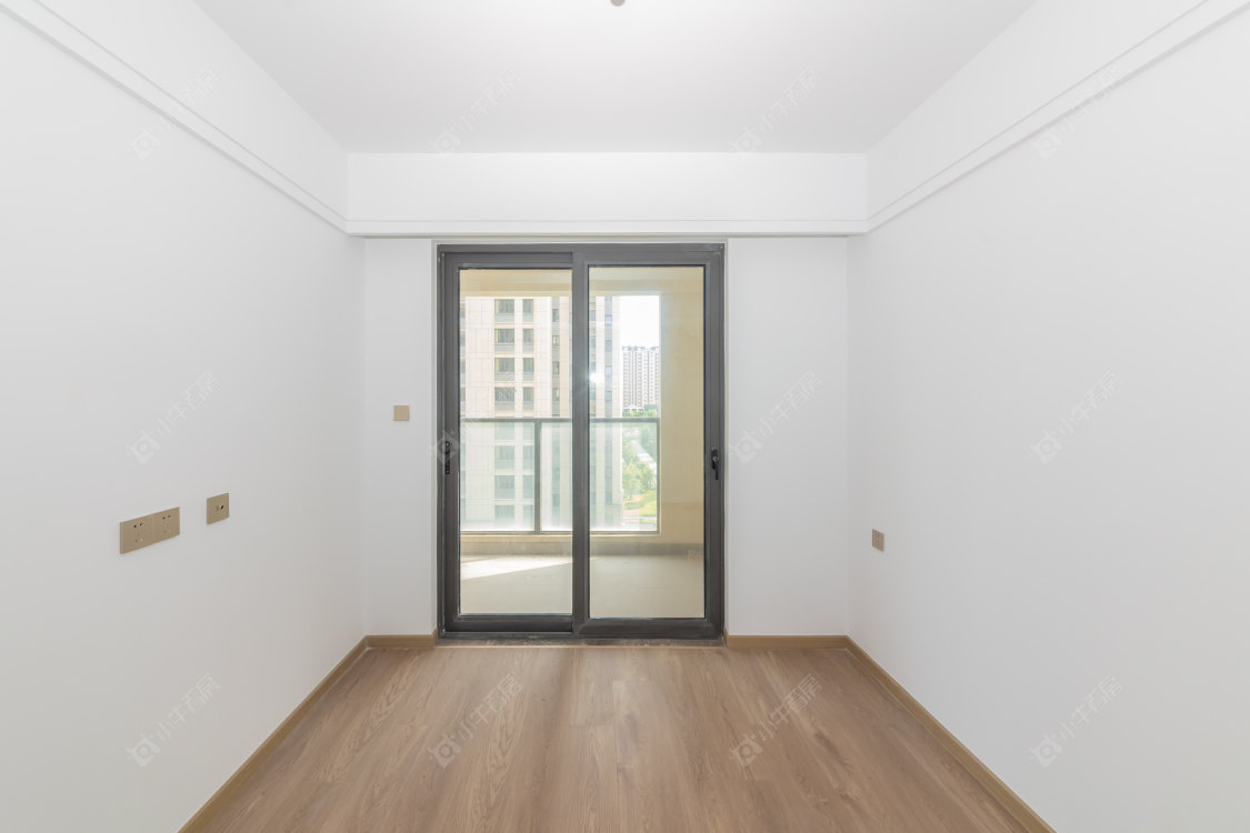 常州绿地香港名墩道在售二手房房源室内图_小牛看房