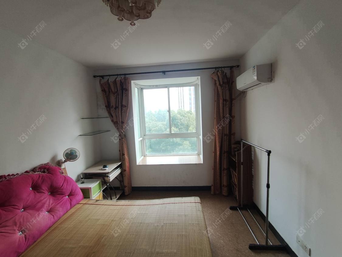 常州藏龙苑东区在租房源室内图_小牛看房