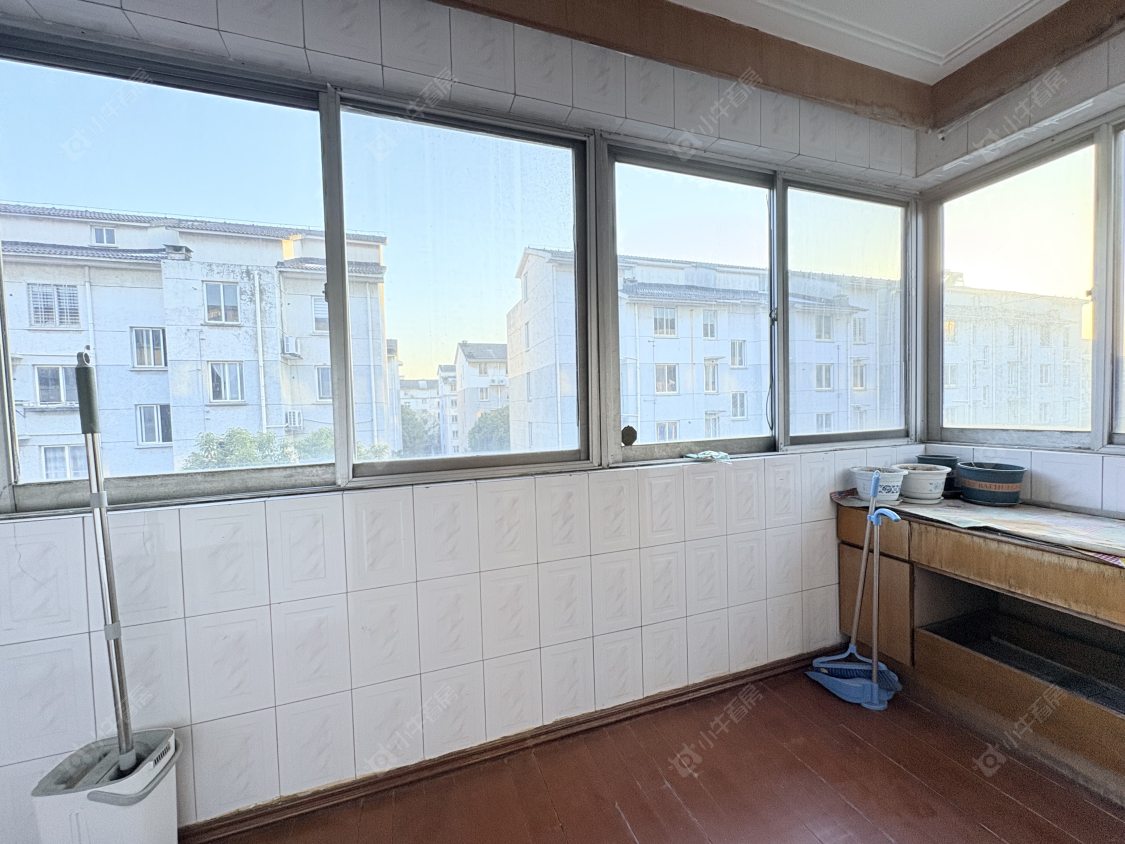 丹阳中山路开关厂综合楼在售二手房源室内图_小牛看房