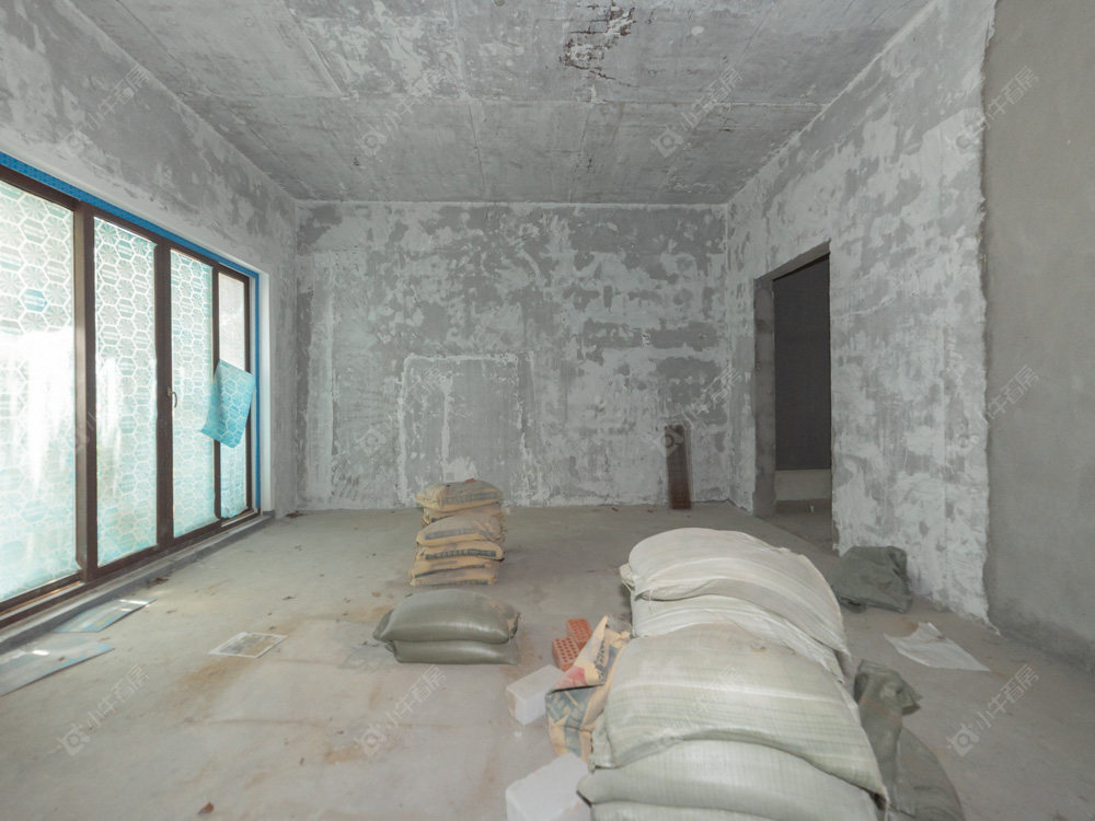 常州龙湖原山别墅区在售二手房源室内图_小牛看房