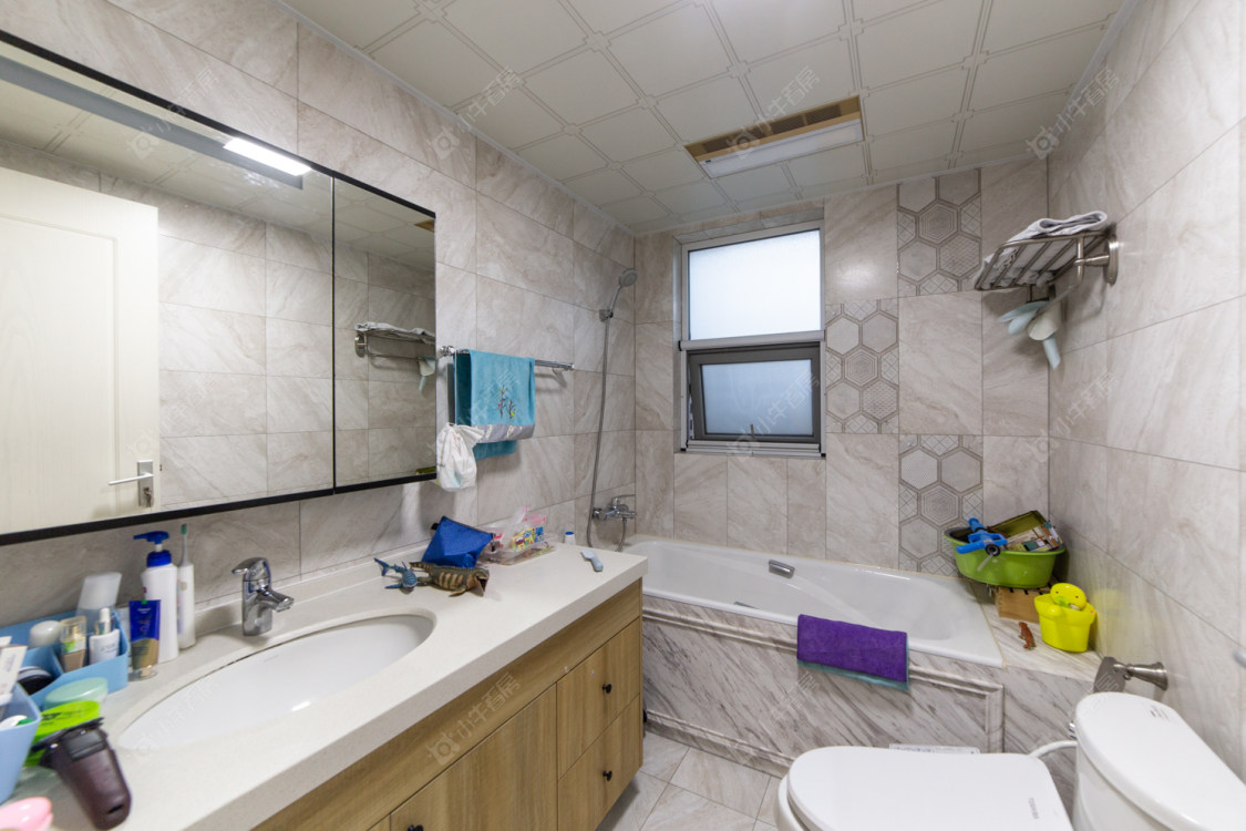 常州凤凰湖西苑在售二手房源室内图_小牛看房