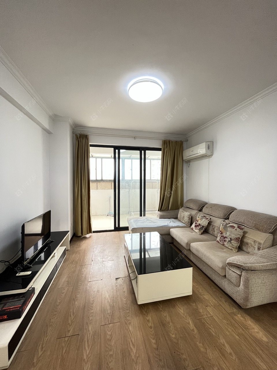 常州世茂香槟湖一期在租房源室内图_小牛看房