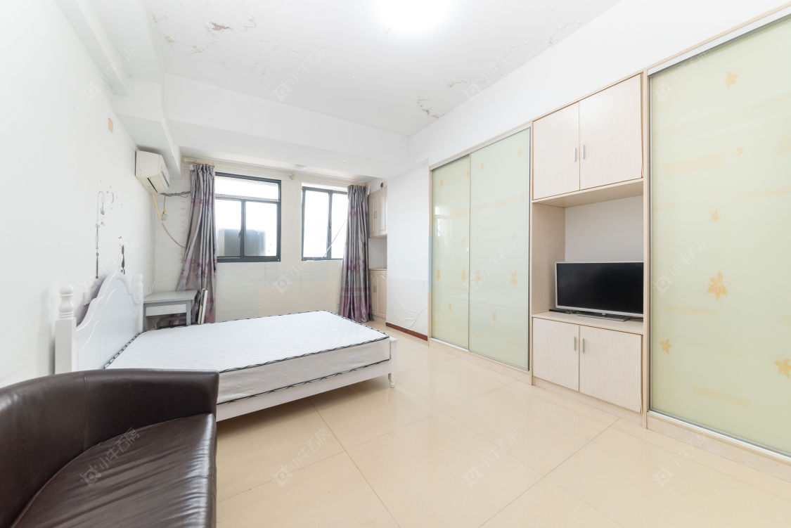 常州亚泰财富中心在售二手房源室内图_小牛看房