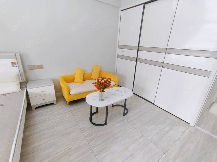 常州四季青服装城在租房源室内图_小牛看房