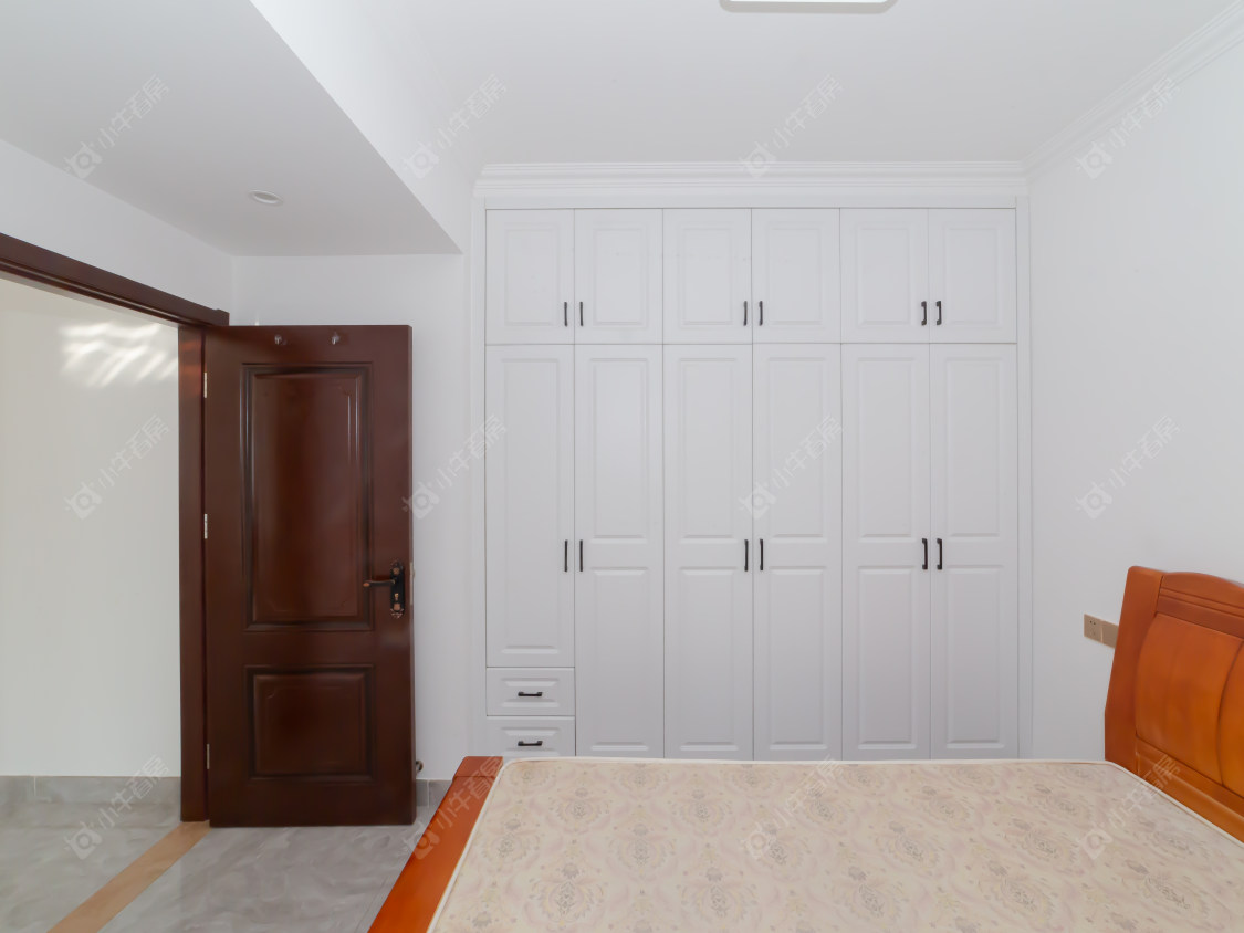 世茂香槟湖二期房源室内图 常州世茂香槟湖二期在售二手房源室内图_小牛看房