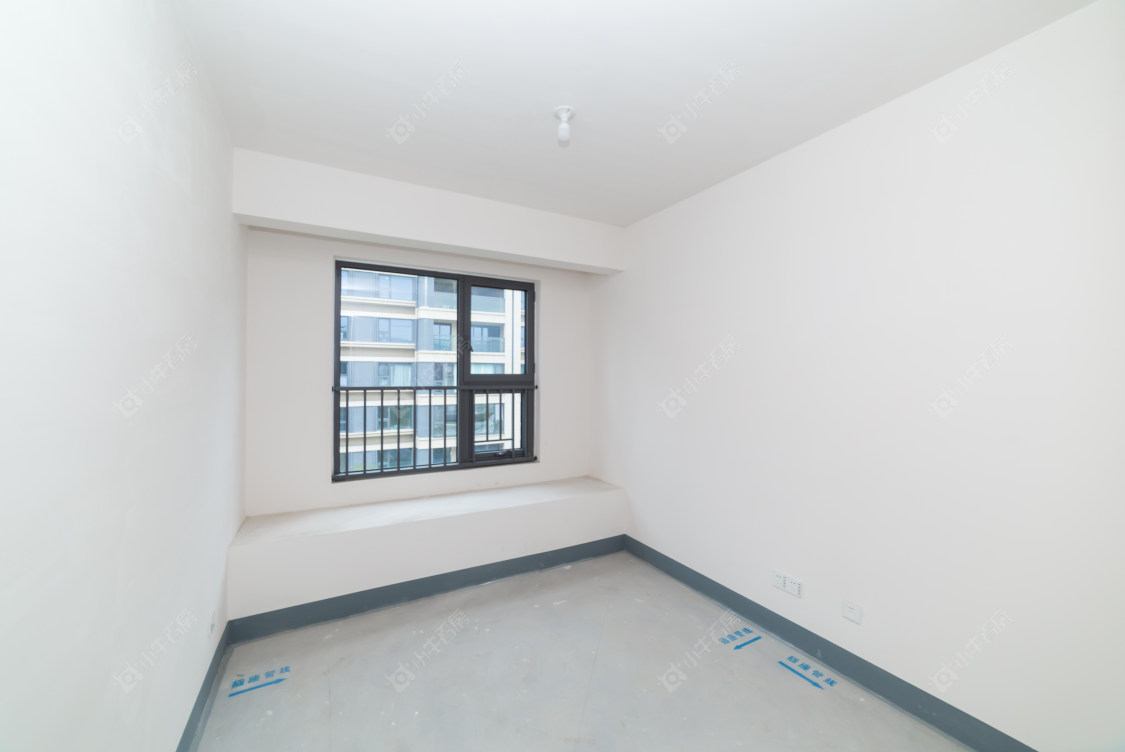 常州美的世茂云筑在售二手房源室内图_小牛看房