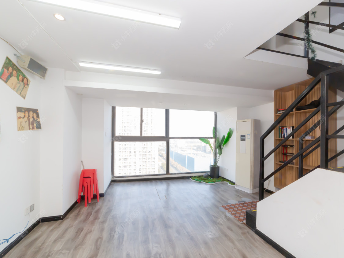 常州世茂广场在售二手房源室内图_小牛看房