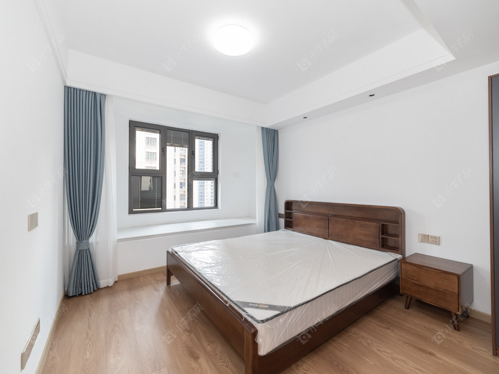 常州绿地香港名墩道在售二手房源室内图_小牛看房