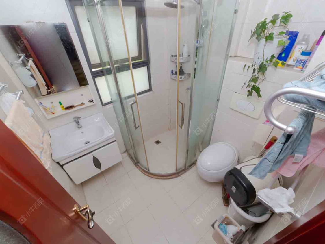 常州世茂香槟湖二期在售二手房源室内图_小牛看房