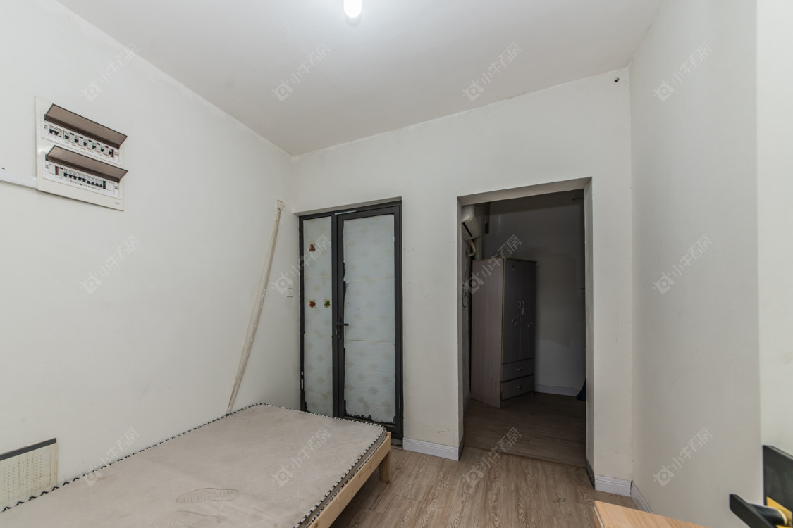 常州世茂香槟湖二期在售二手房源室内图_小牛看房